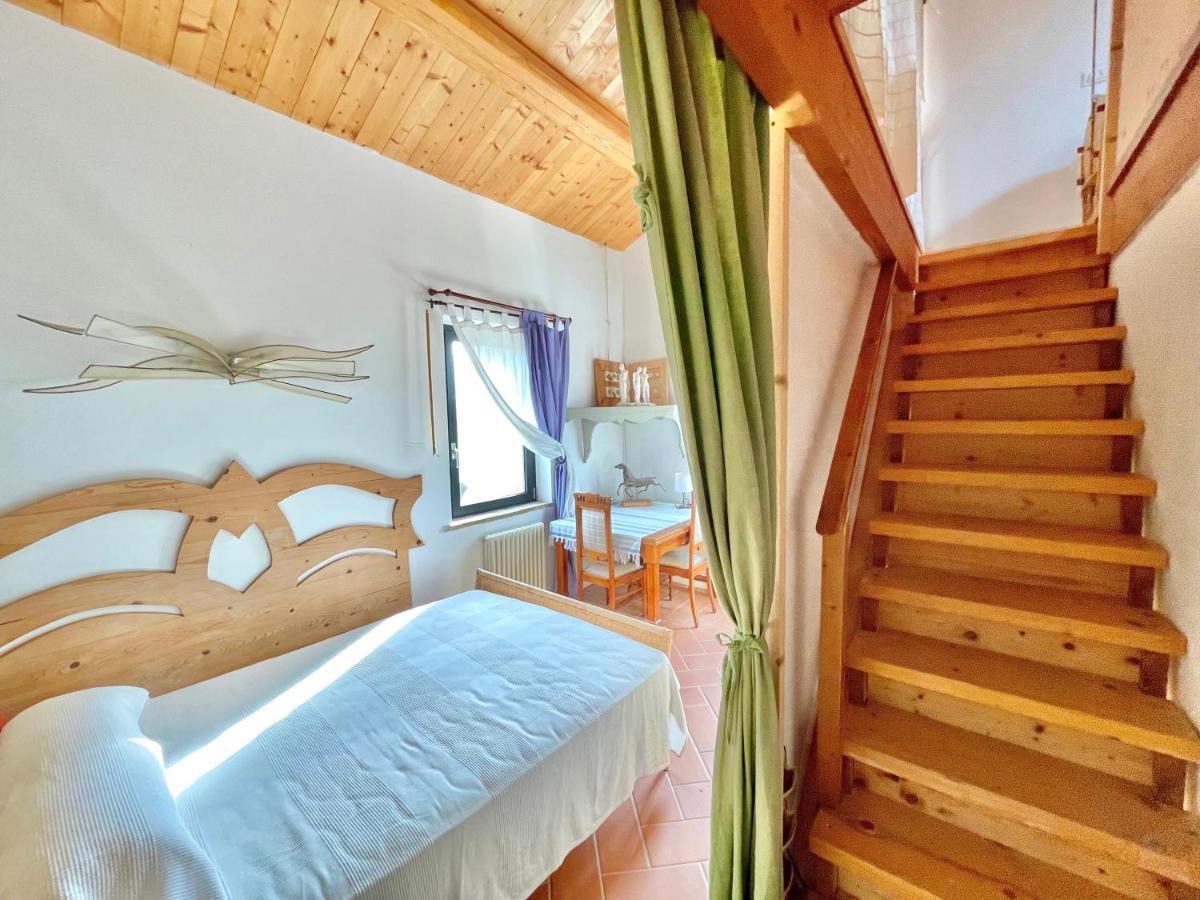 "La Casa Degli Ulivi Art B&B" Рипе Экстерьер фото