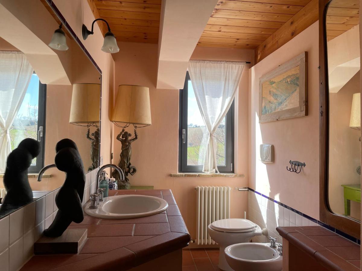 "La Casa Degli Ulivi Art B&B" Рипе Экстерьер фото